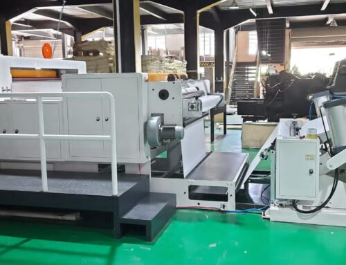 Installed HKZ-1400 roll to sheet cutting machine in Sri Lanka.